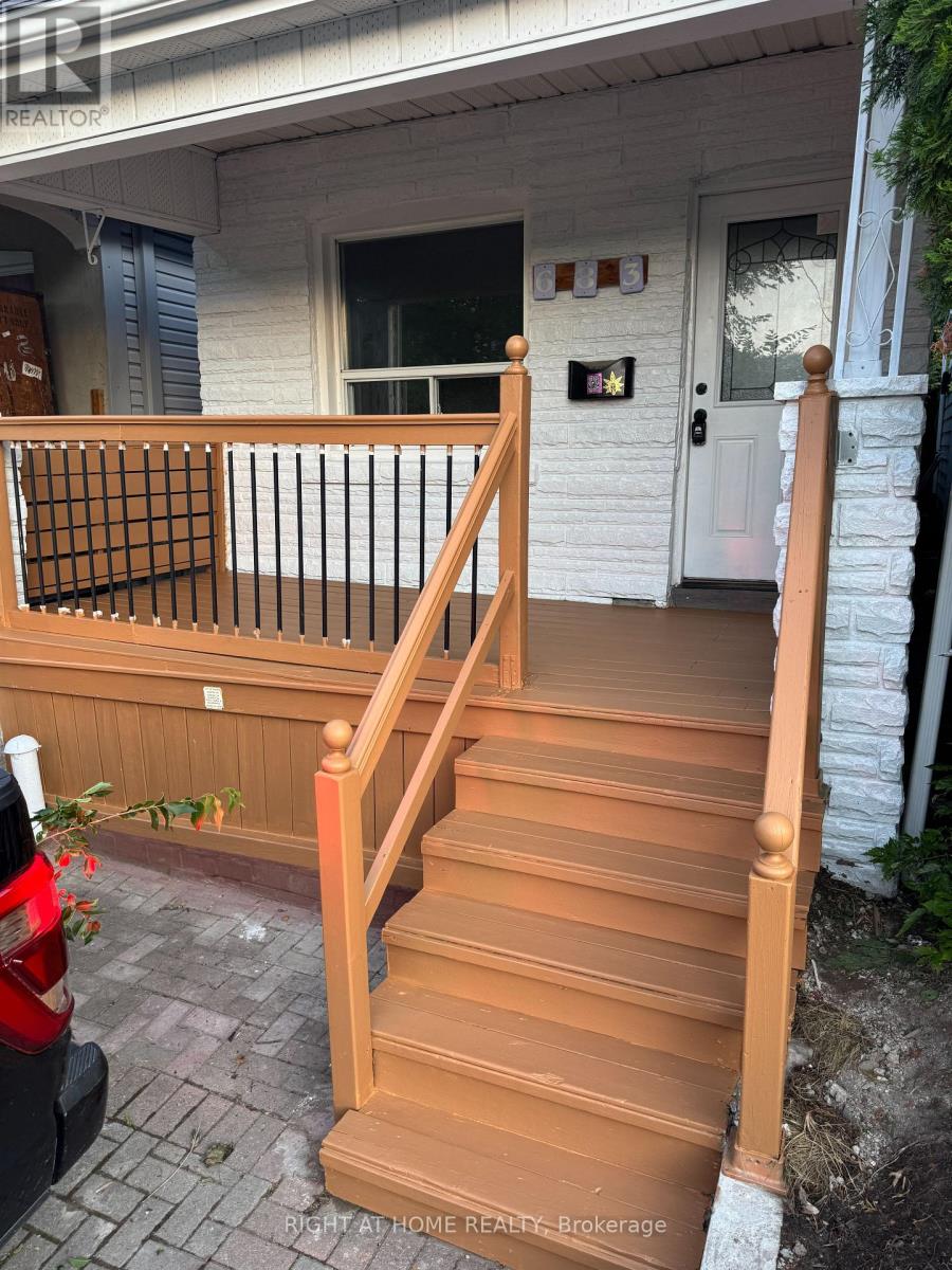 683 MORTIMER AVENUE - 3