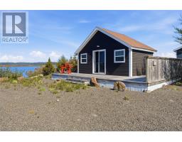 10 & 11 Our Cove Road thumbnail 30