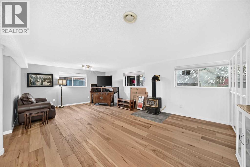 300 Marquis Place SE - 26