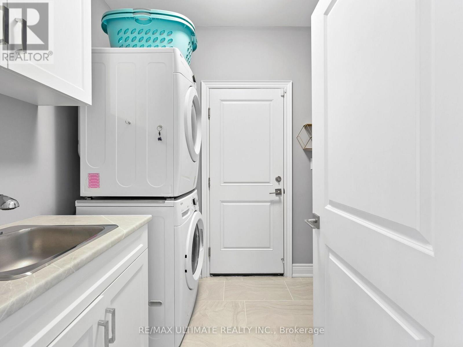 #1 4257 MONTROSE ROAD - Image 15