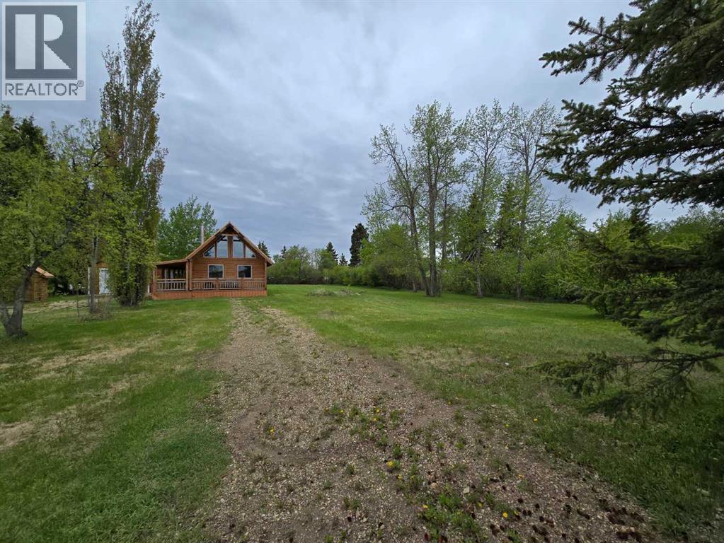 5017 50 Avenue - 6