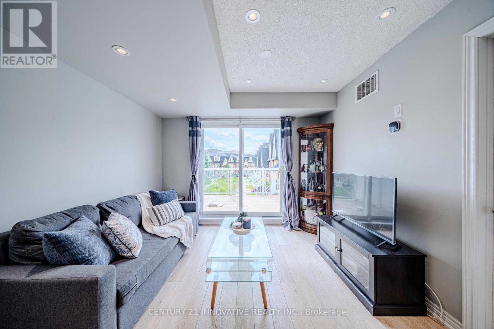 #15 1380 COSTIGAN ROAD - Image 10