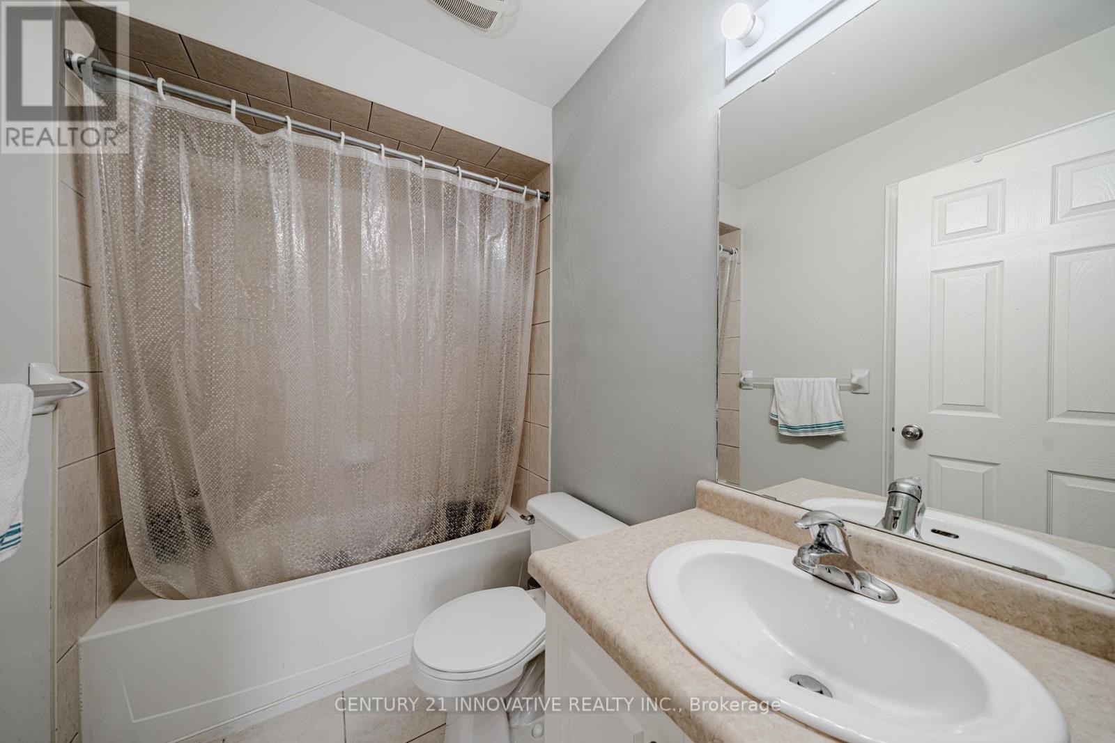 #15 1380 COSTIGAN ROAD - 27