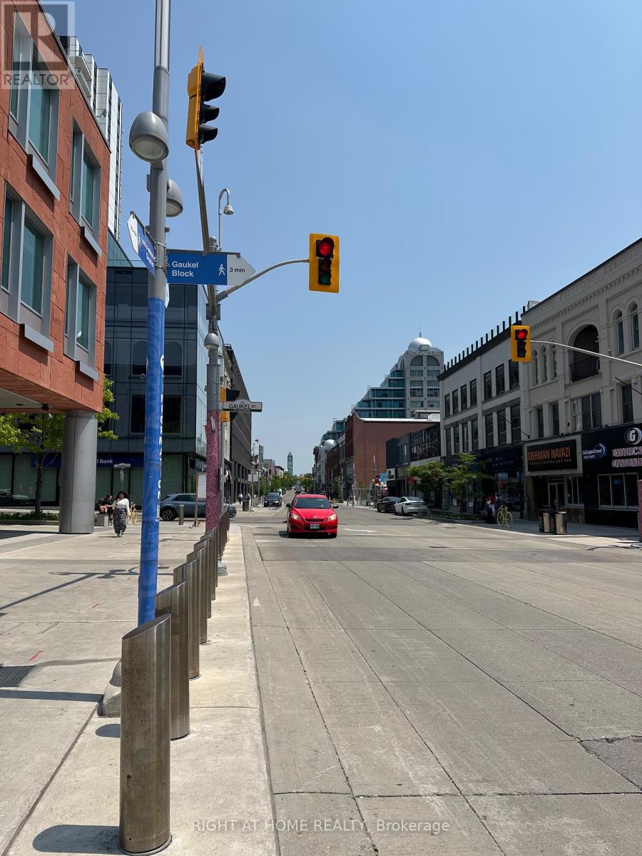#418 55 DUKE STREET W - Image 18