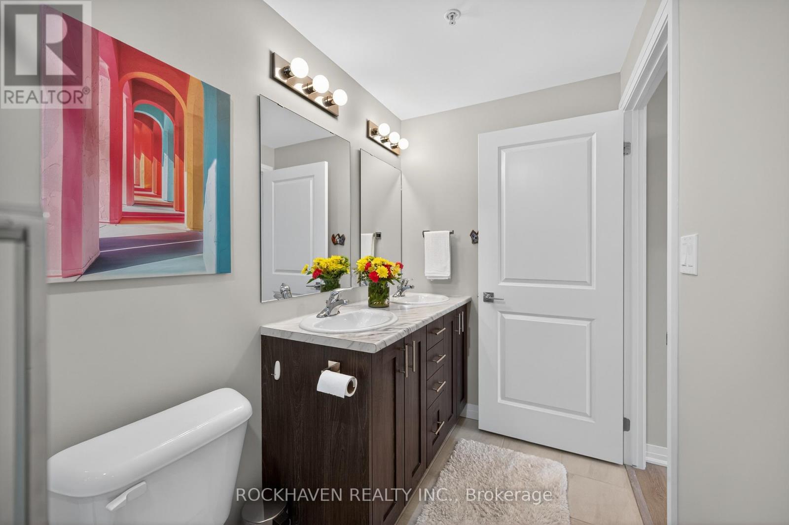 #209 5 HAMILTON STREET N - 30