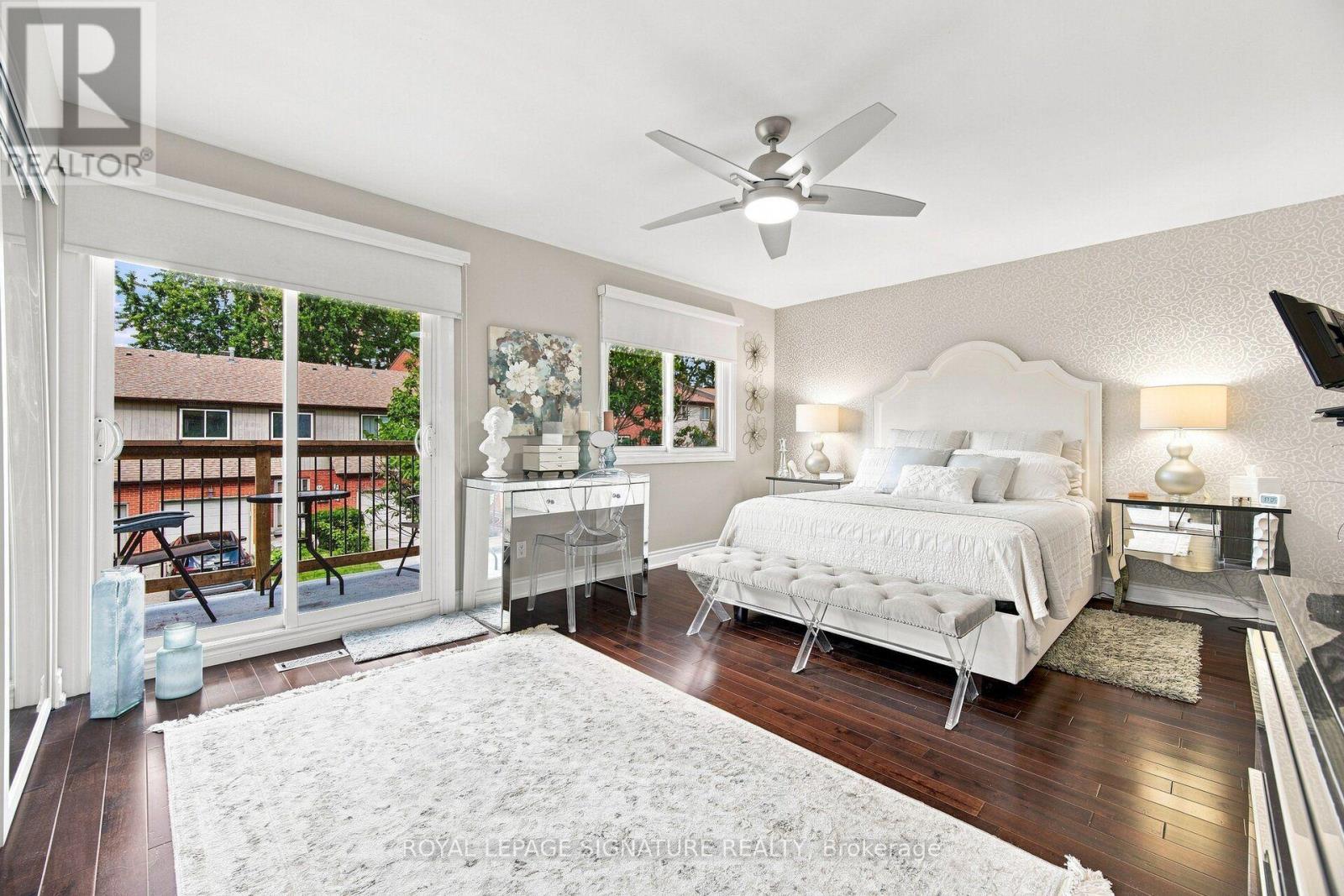 #43 1764 RATHBURN ROAD E - 18