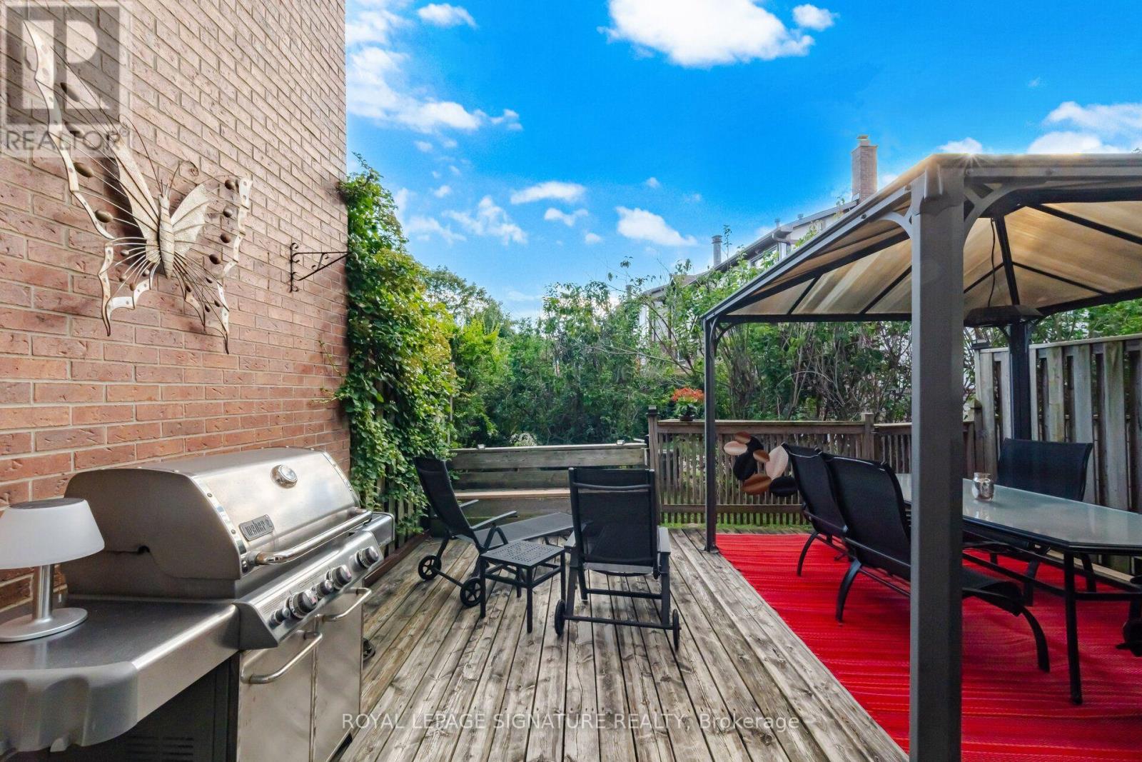 #43 1764 RATHBURN ROAD E - 41