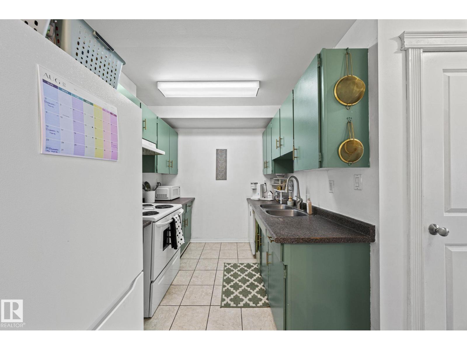 17123 109 ST NW - 11