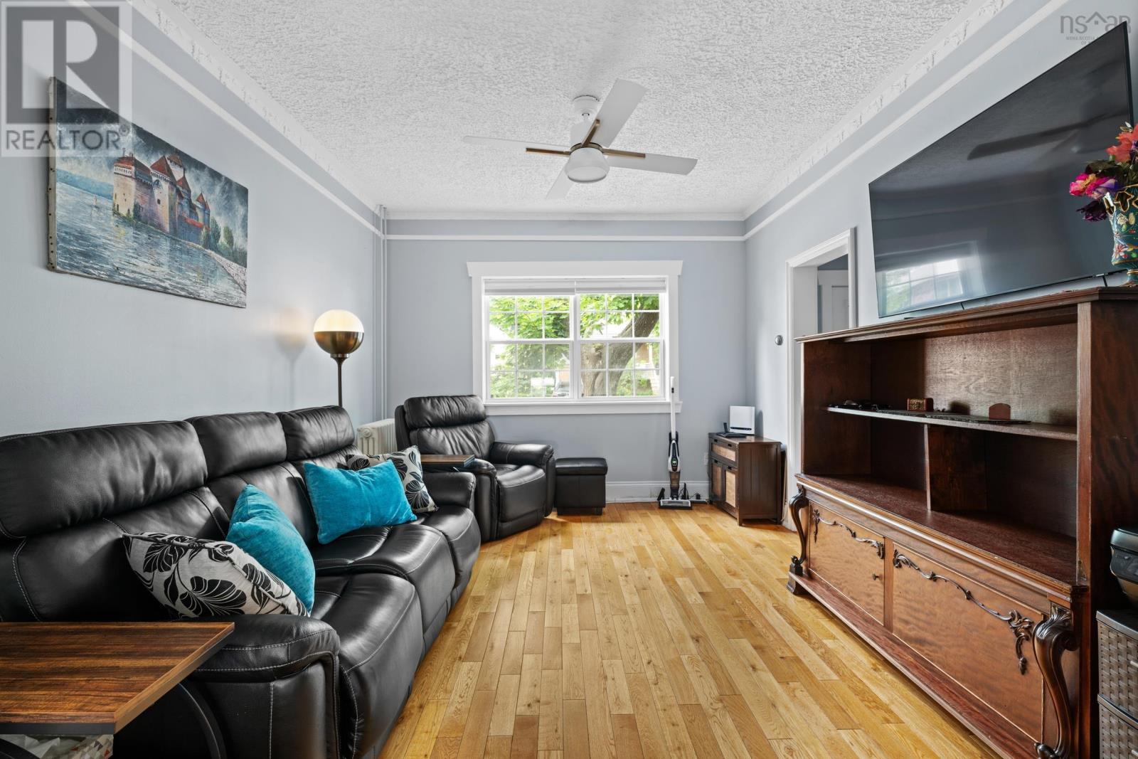 15 George Street - Image 10