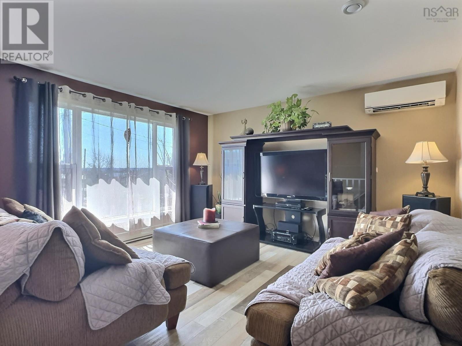17 Menlow Court - 7
