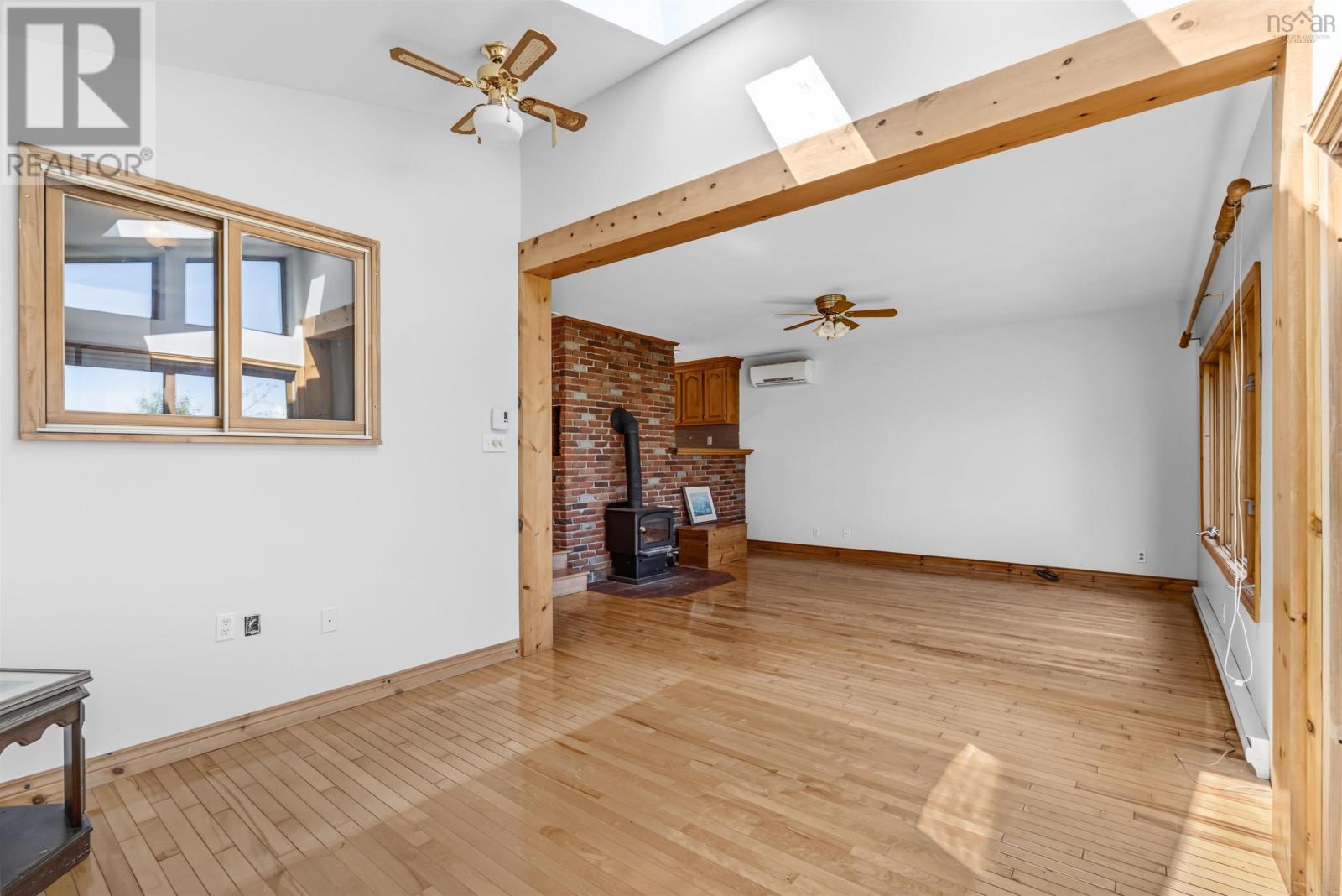 9277 Highway 321 - Image 9