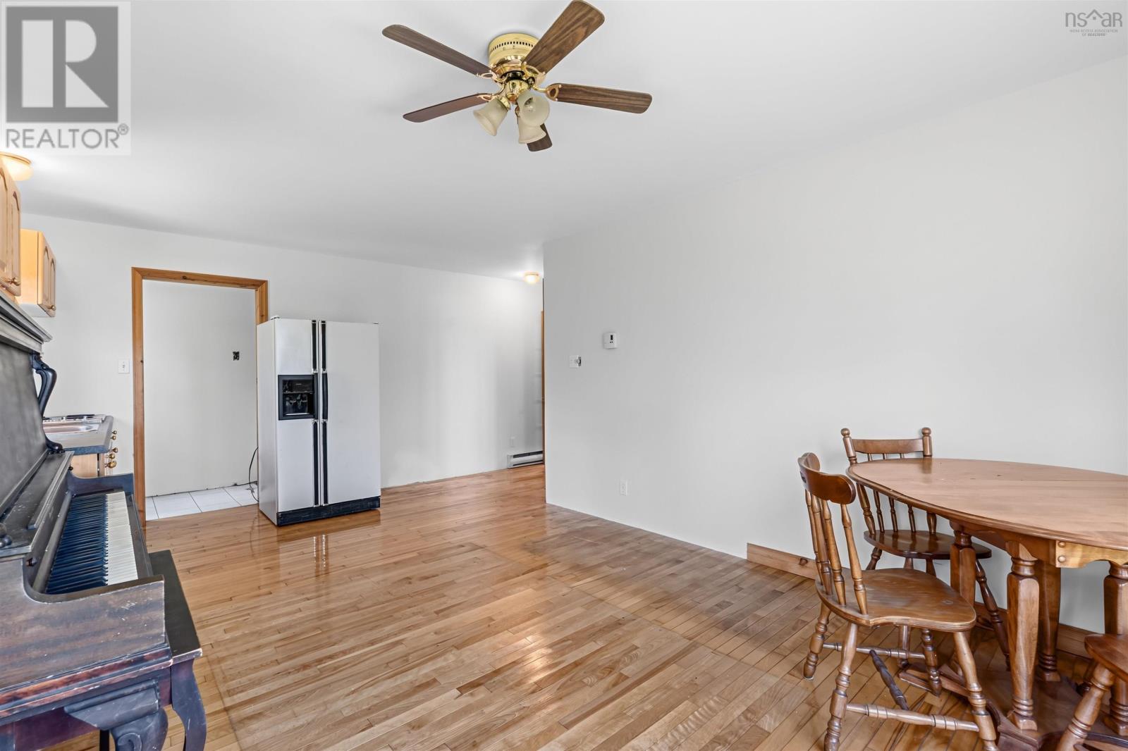9277 Highway 321 - Image 38