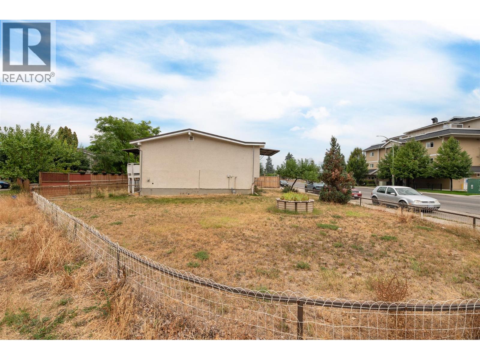  651 Richter Street, Kelowna