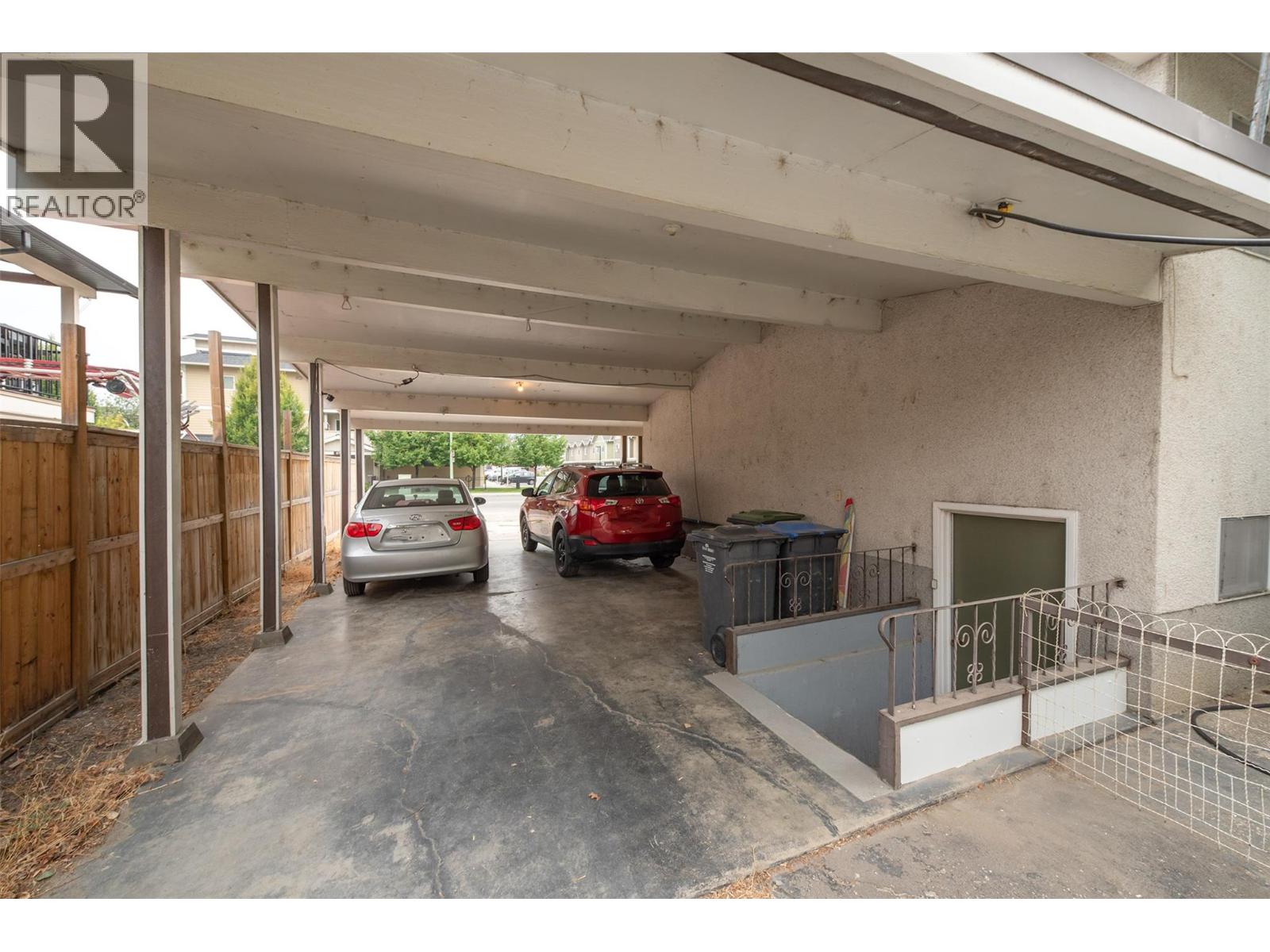 651 Richter Street - 30