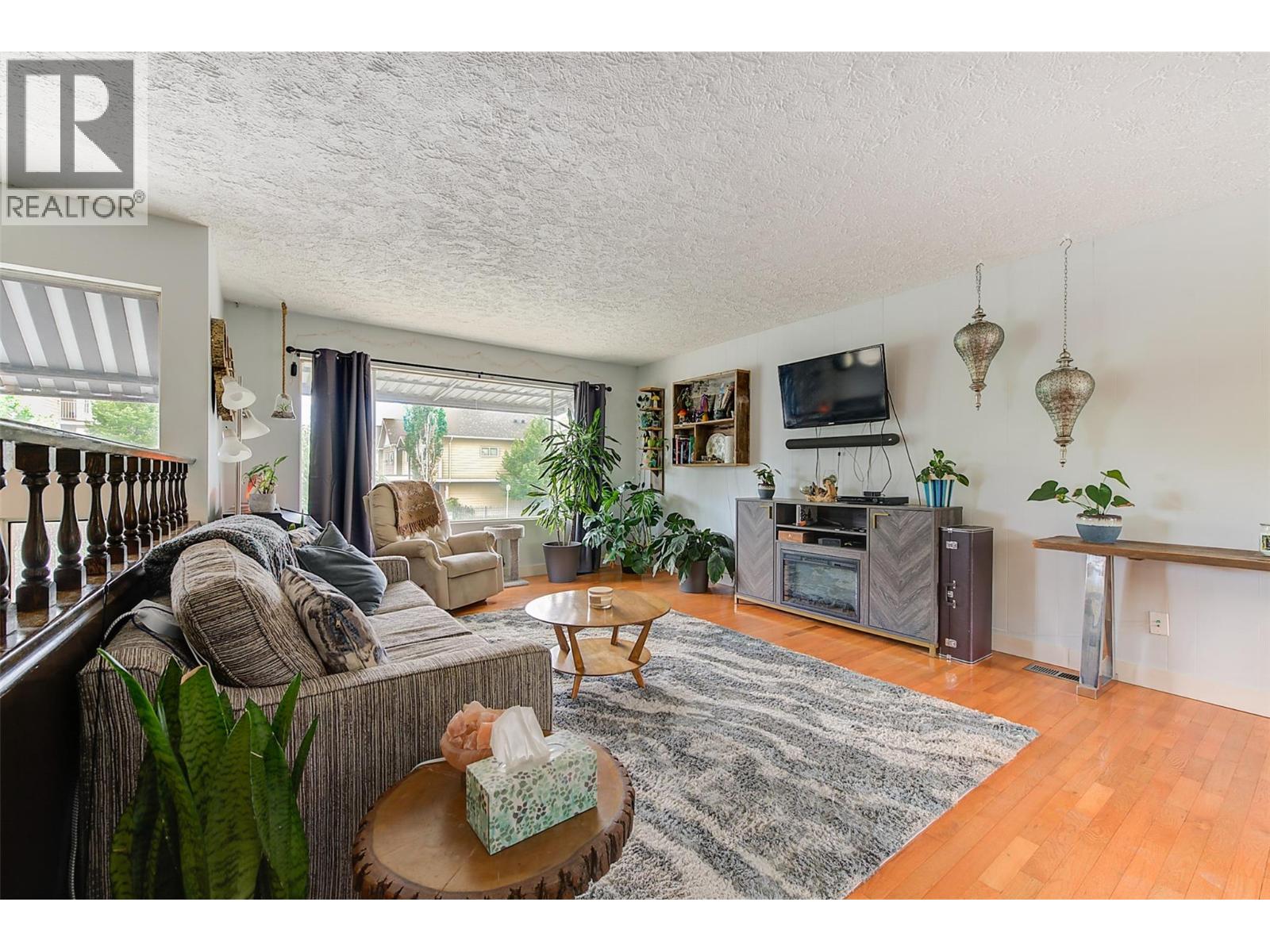 651 Richter Street - 8