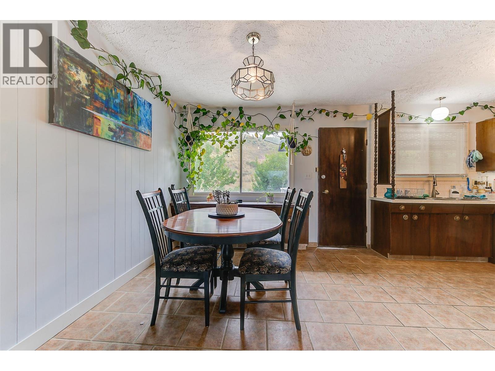  651 Richter Street, Kelowna