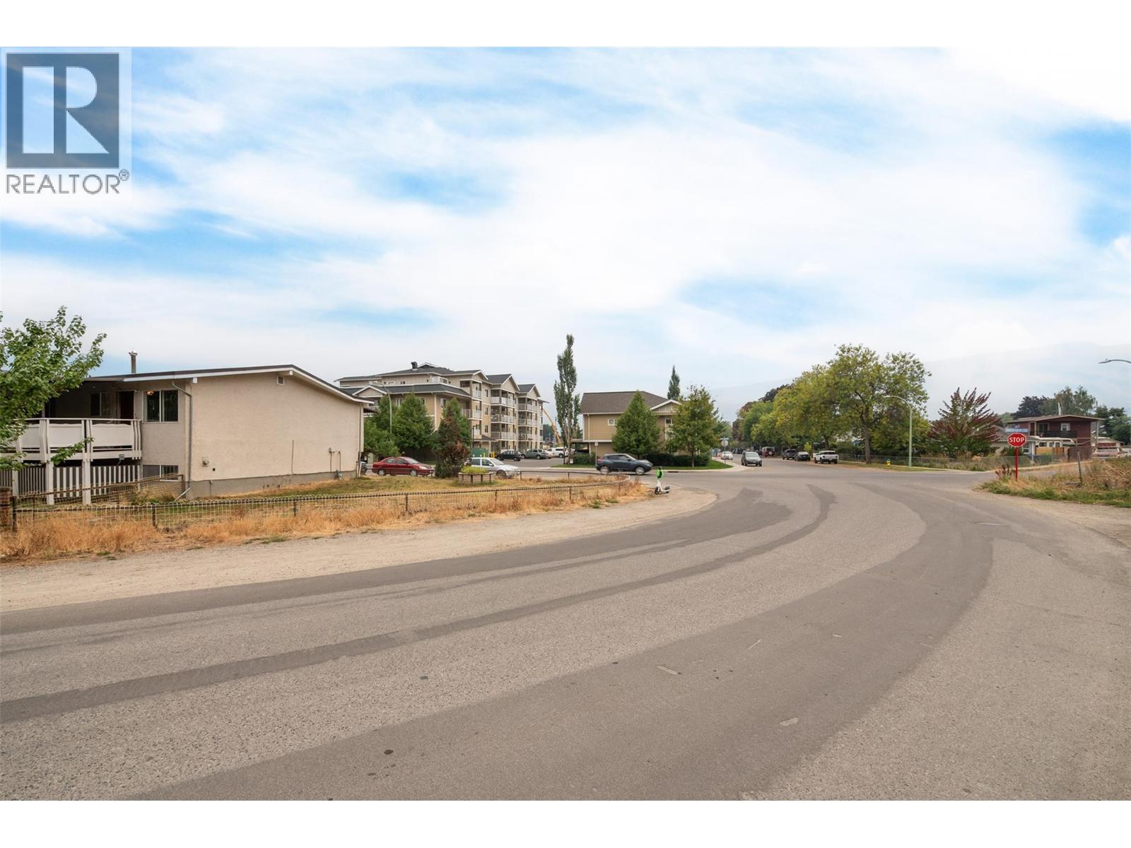  651 Richter Street, Kelowna