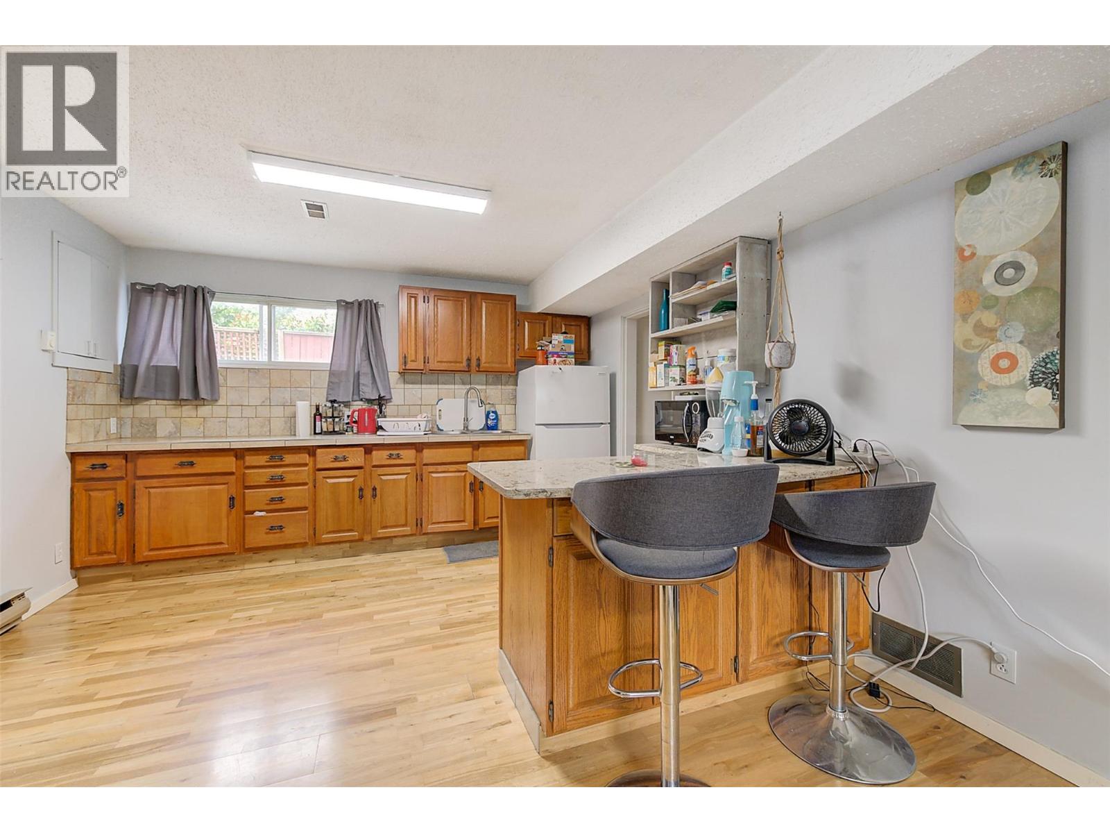 651 Richter Street - 19