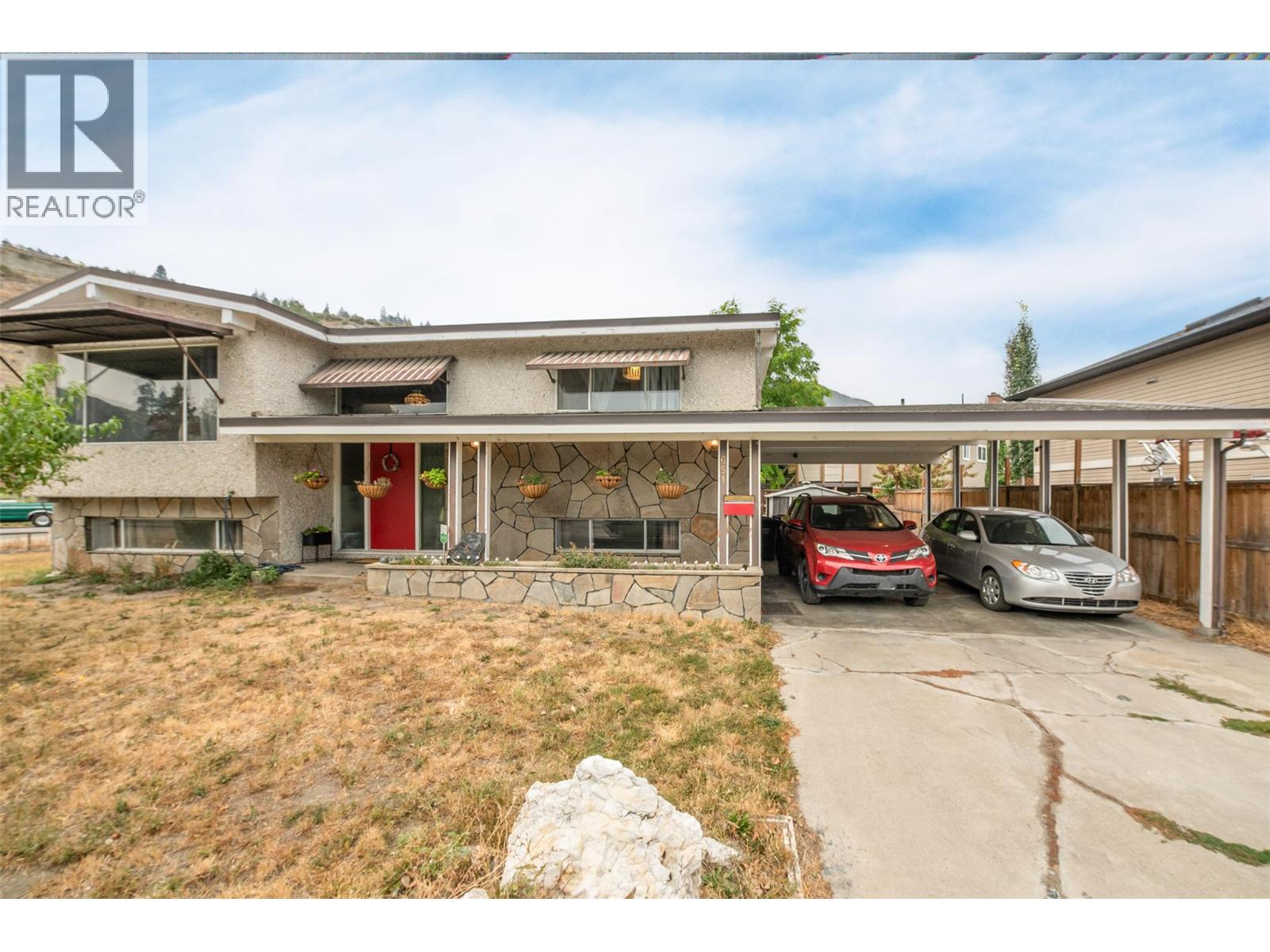  651 Richter Street, Kelowna