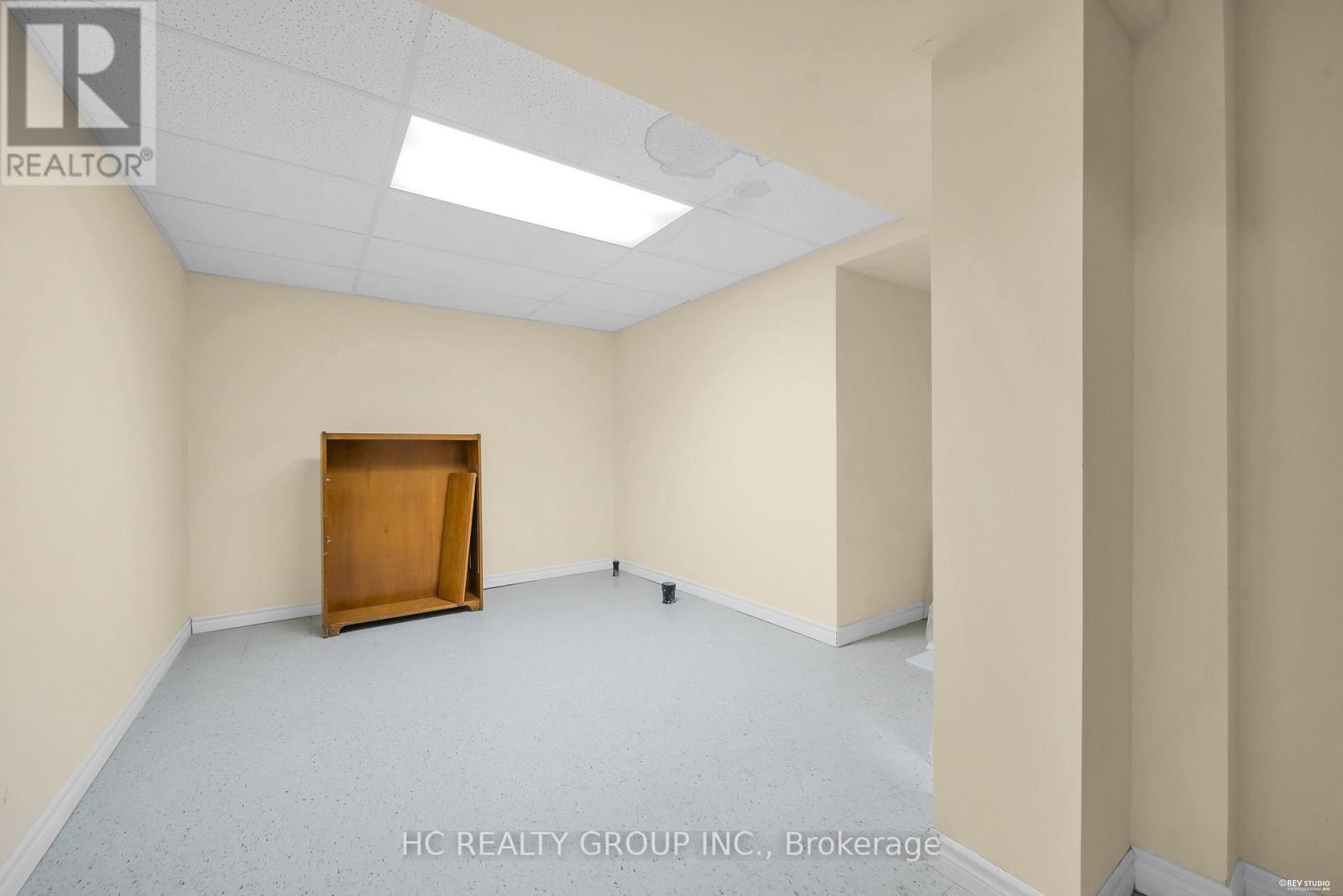 77 SUTCLIFFE CRESCENT - Image 42