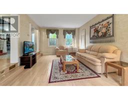 Dining room - 14 Madrid Crescent, Brampton, ON L6S2X4 Photo 13