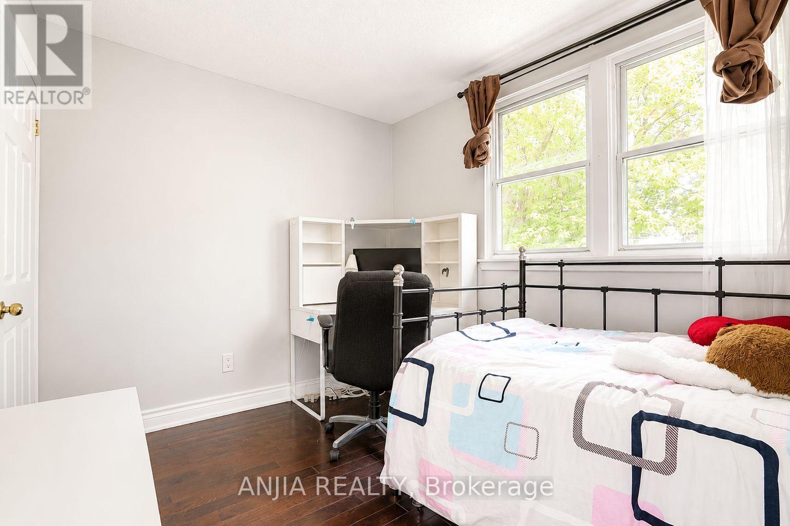 115 PORTSDOWN ROAD - 14