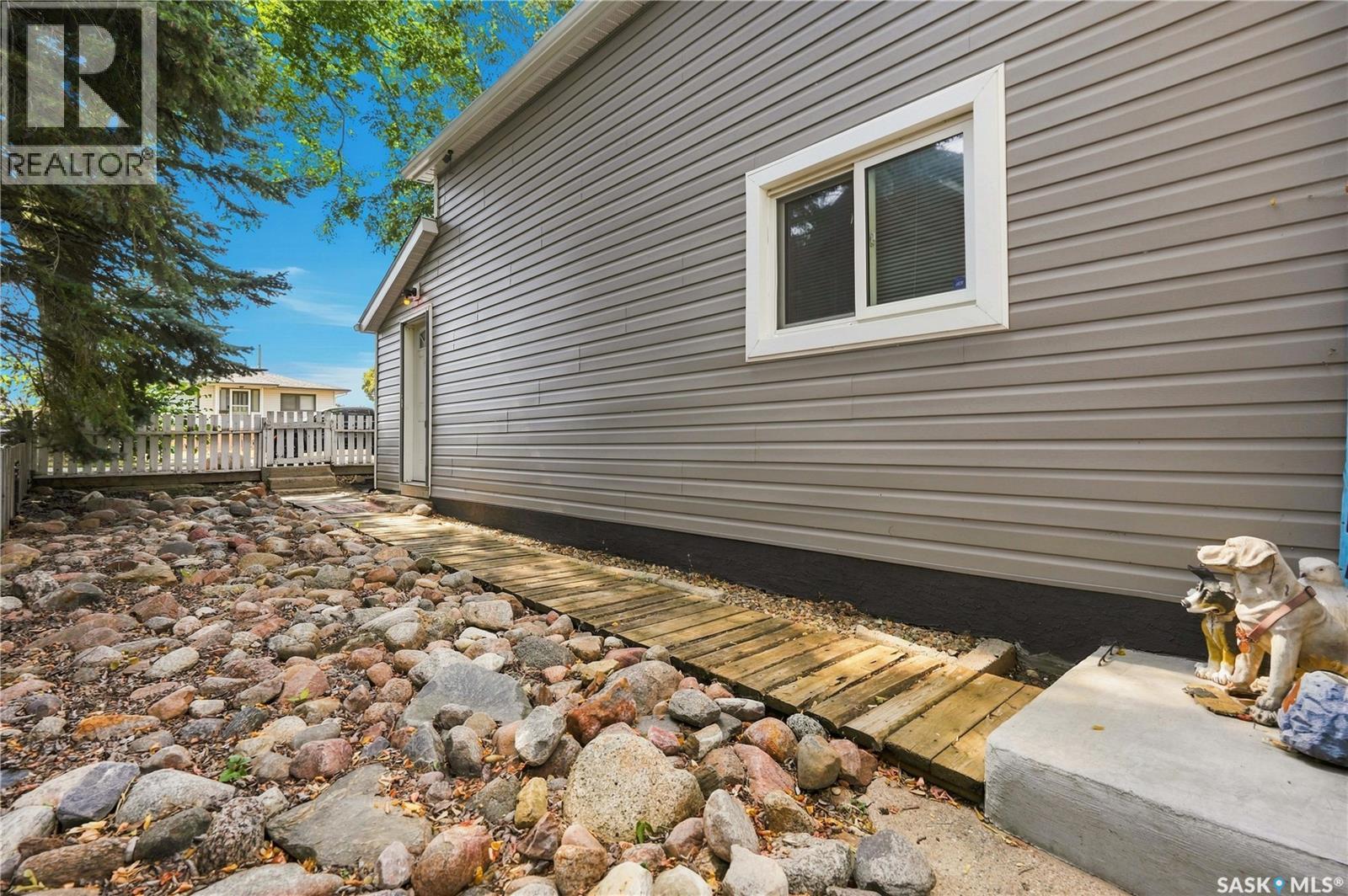 270 Duffield STREET W - 40