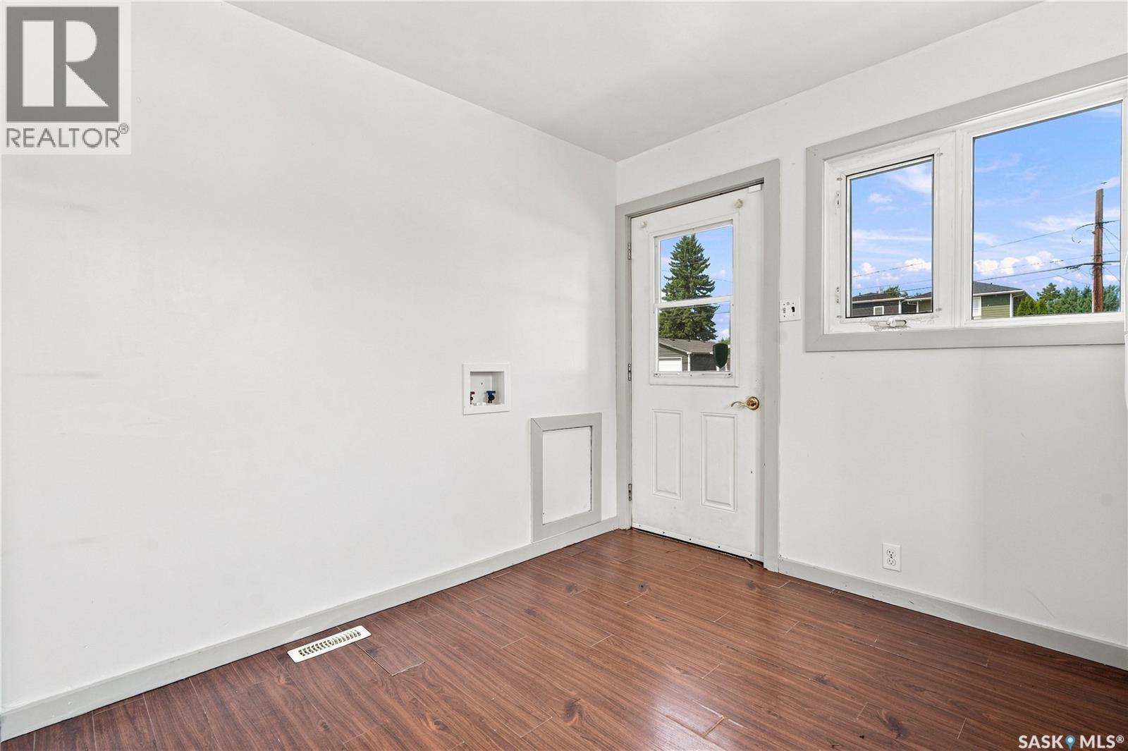 1014 Hastings STREET - Image 12
