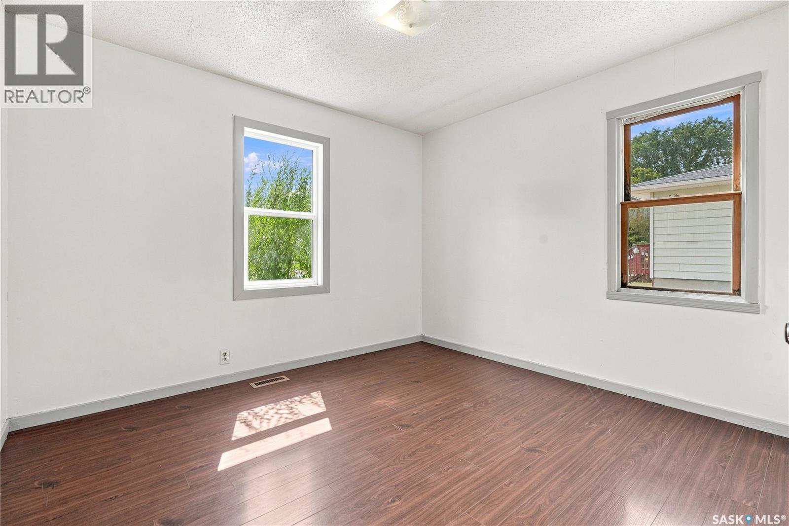 1014 Hastings STREET - Image 17