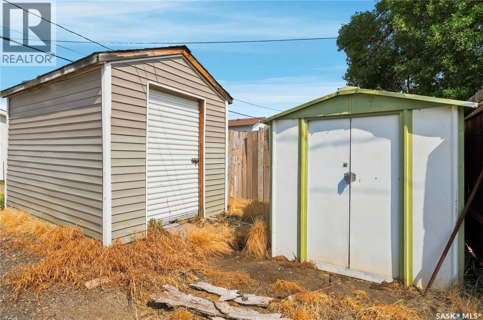 1014 Hastings STREET - Image 26