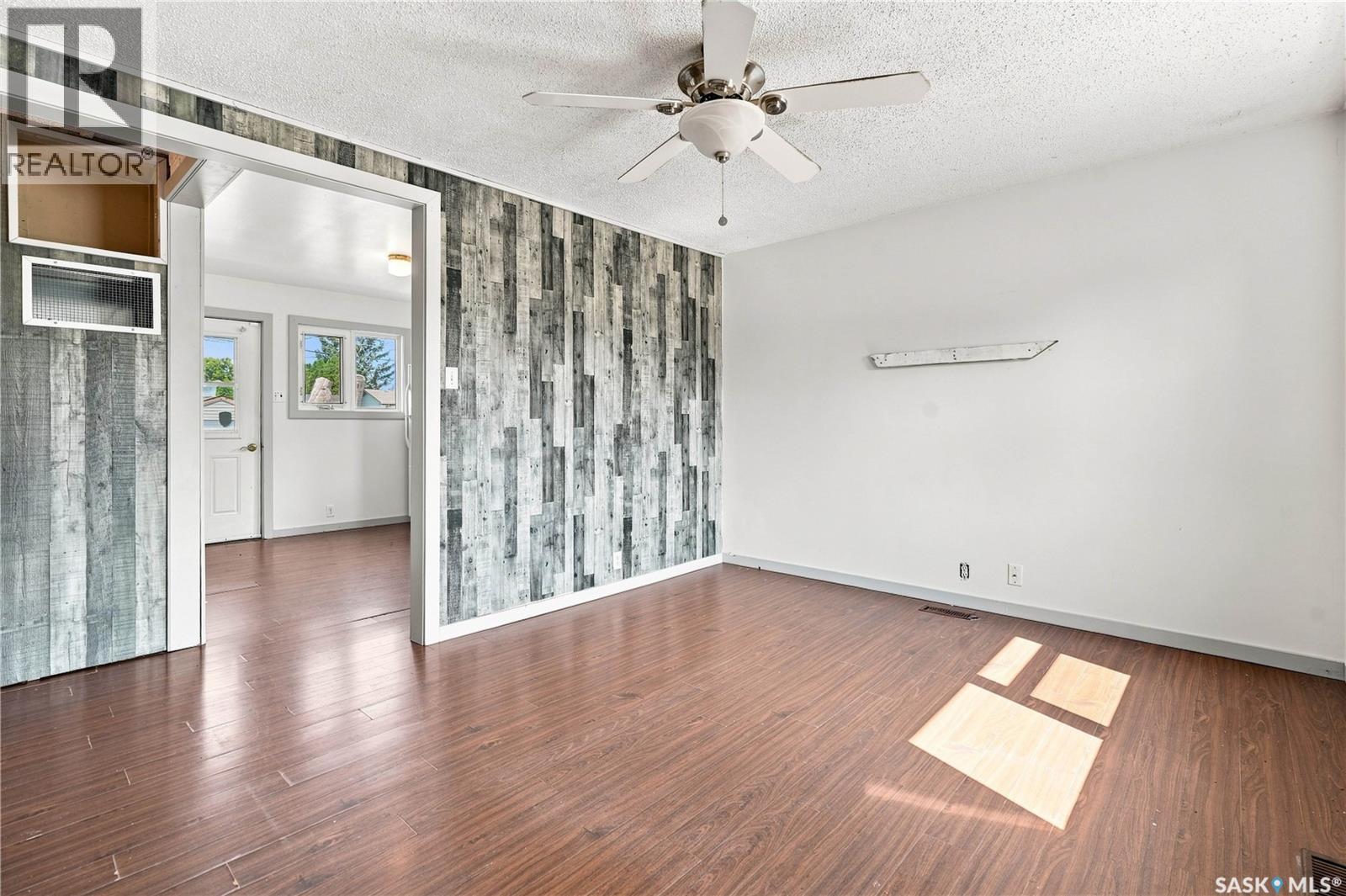 1014 Hastings STREET - Image 4