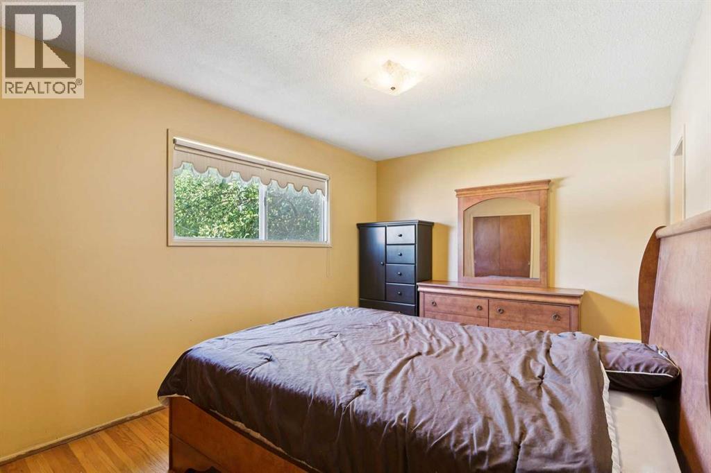 249 Wascana Crescent SE - 14