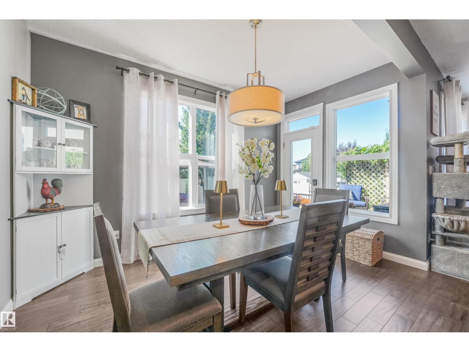 22123 95 AV NW - 21