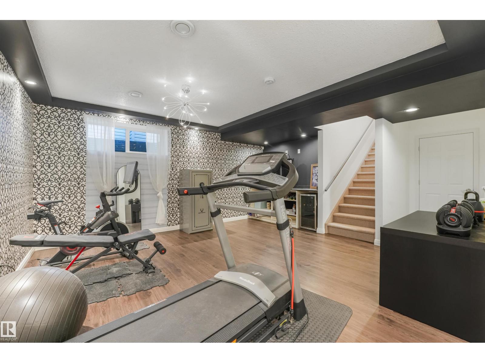 22123 95 AV NW - 56