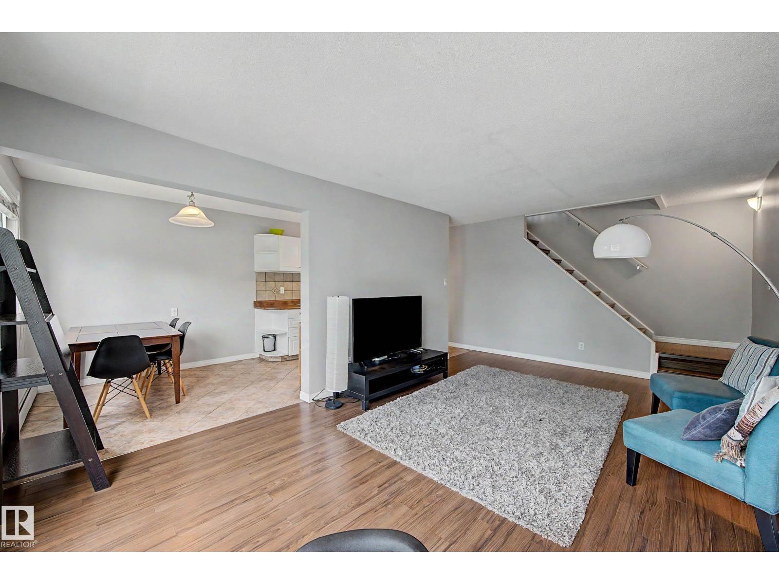 #16 11219 103A AV NW - 12