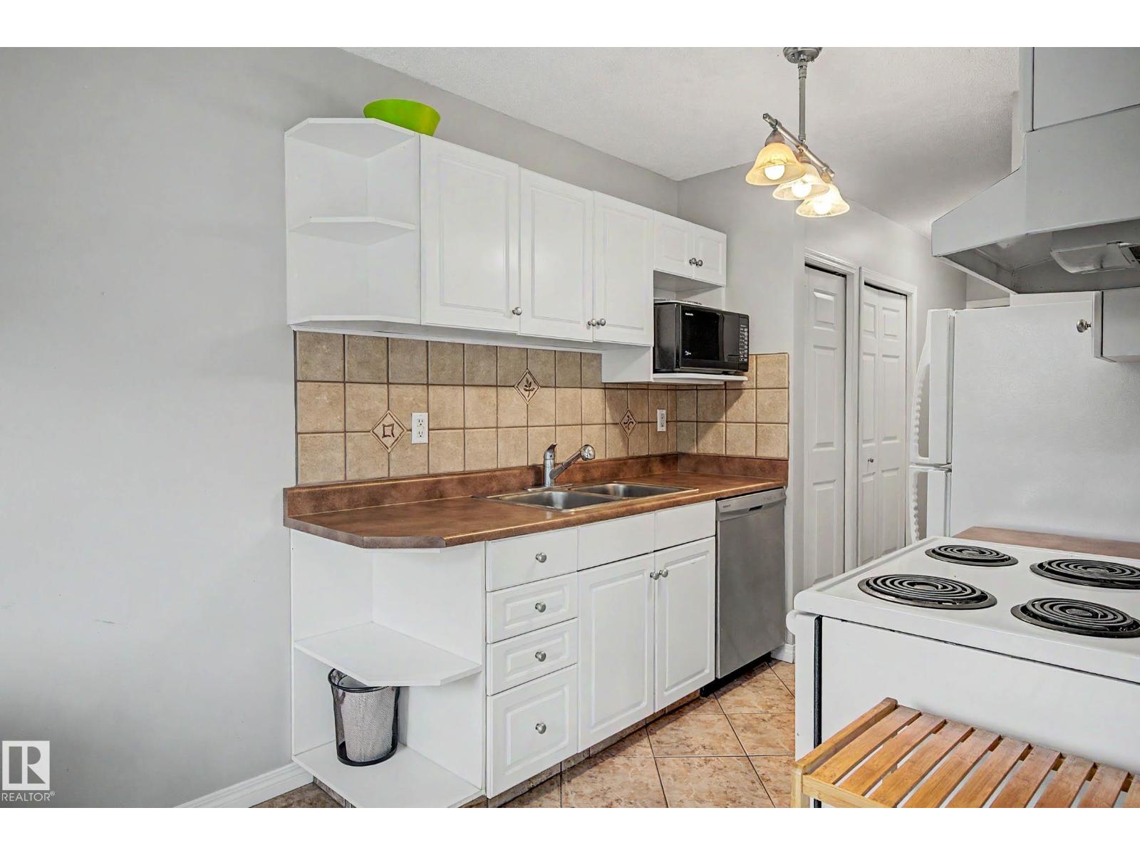 #16 11219 103A AV NW - 17