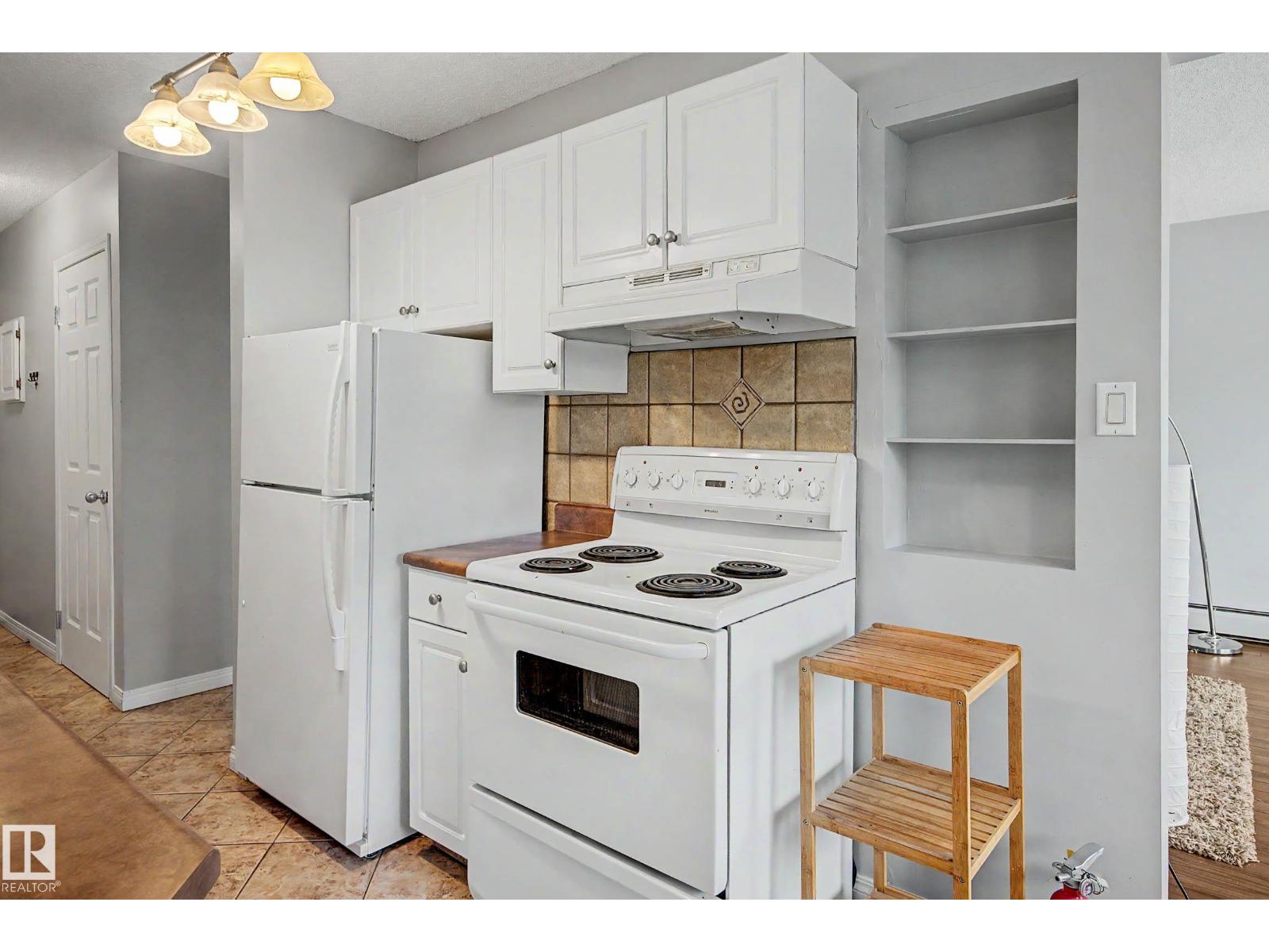 #16 11219 103A AV NW - 18