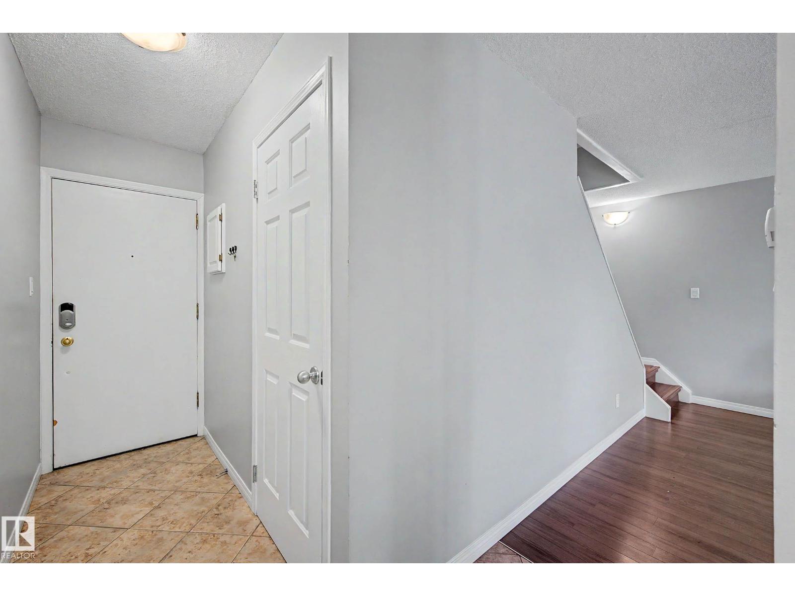 #16 11219 103A AV NW - 21