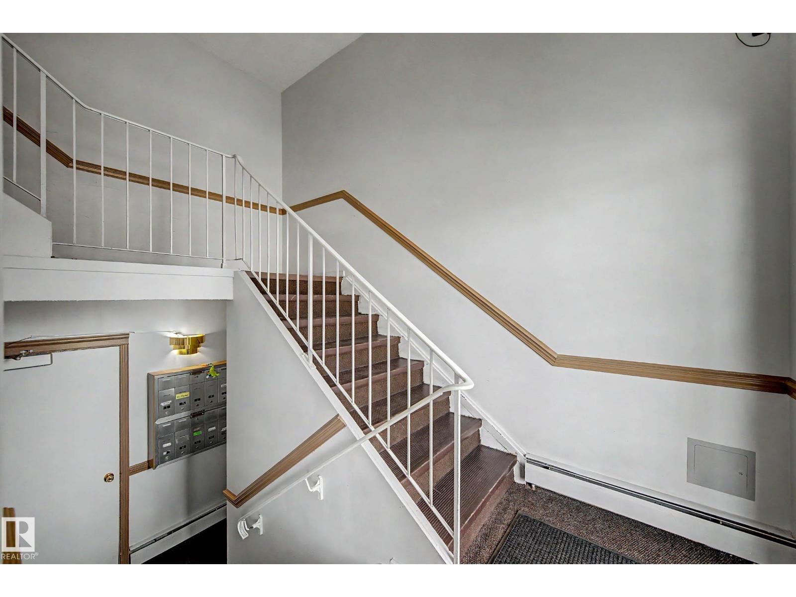 #16 11219 103A AV NW - Image 37