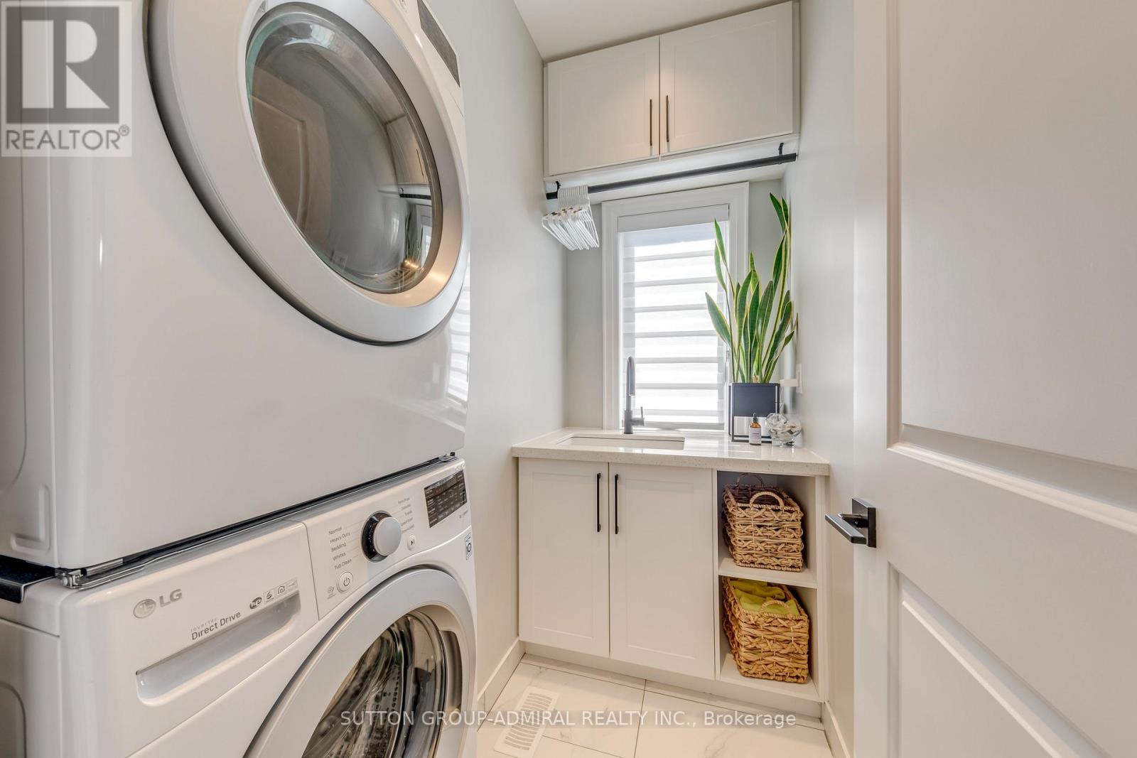 #1 2481 BADGER CRESCENT - Image 36