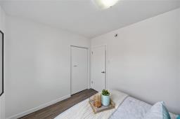 18 Bluebell Avenue, Winnipeg, MB R2V2M3 Photo 18
