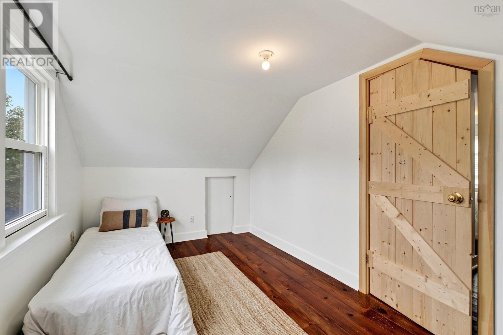1 Piers Avenue - Image 34