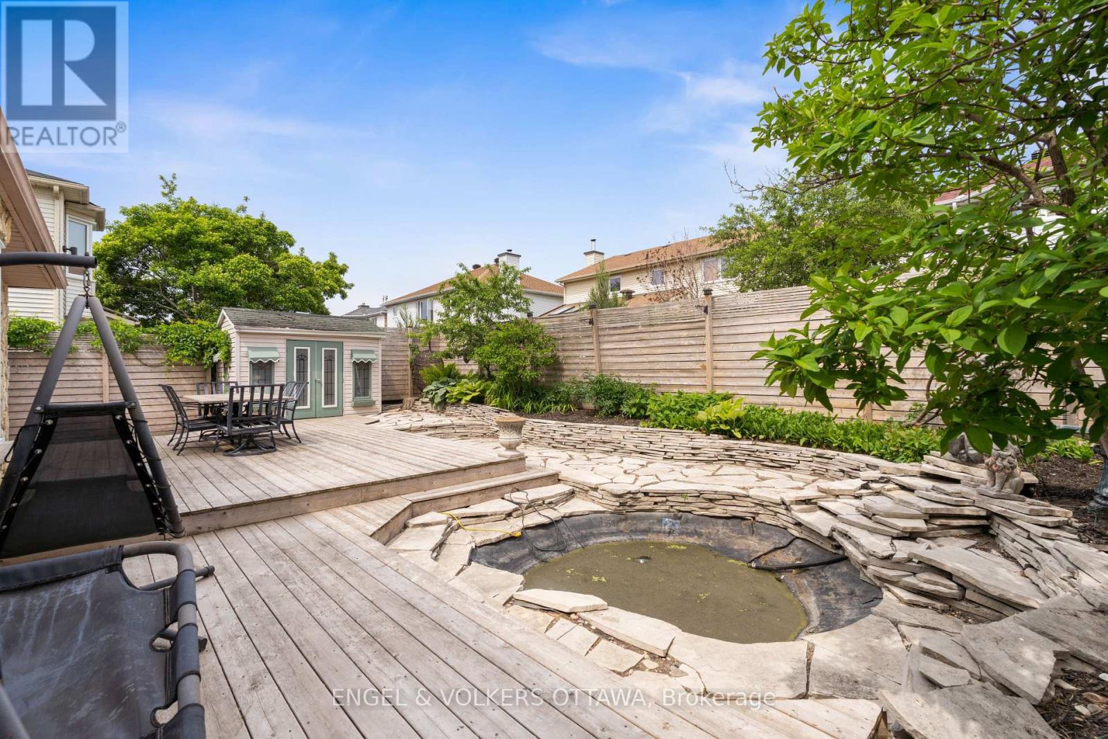 563 MERKLEY DRIVE - Image 39