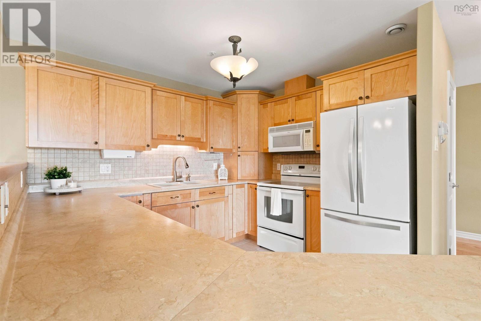 #406 77 Russell Lake Drive - Image 12