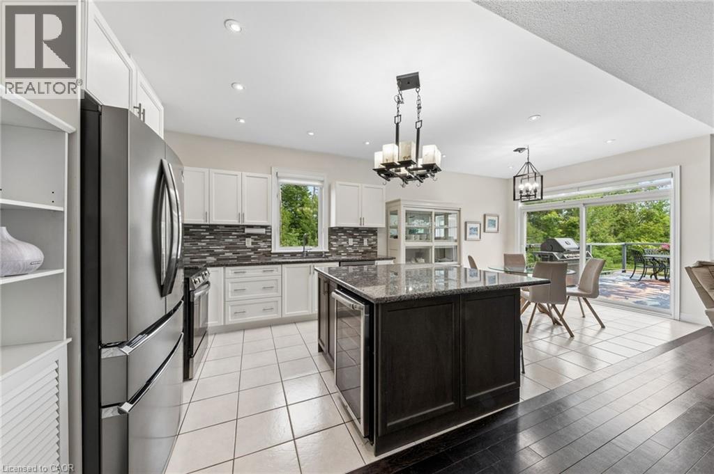 43 ALLEGRA Drive - Image 13
