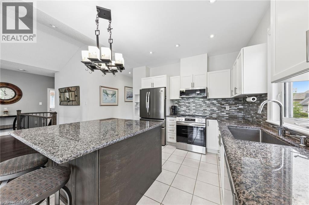 43 ALLEGRA Drive - Image 14