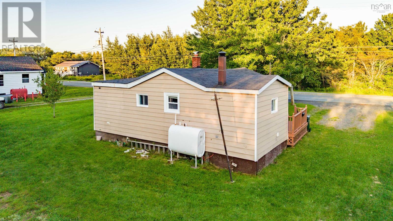 148 Highland Street - 25