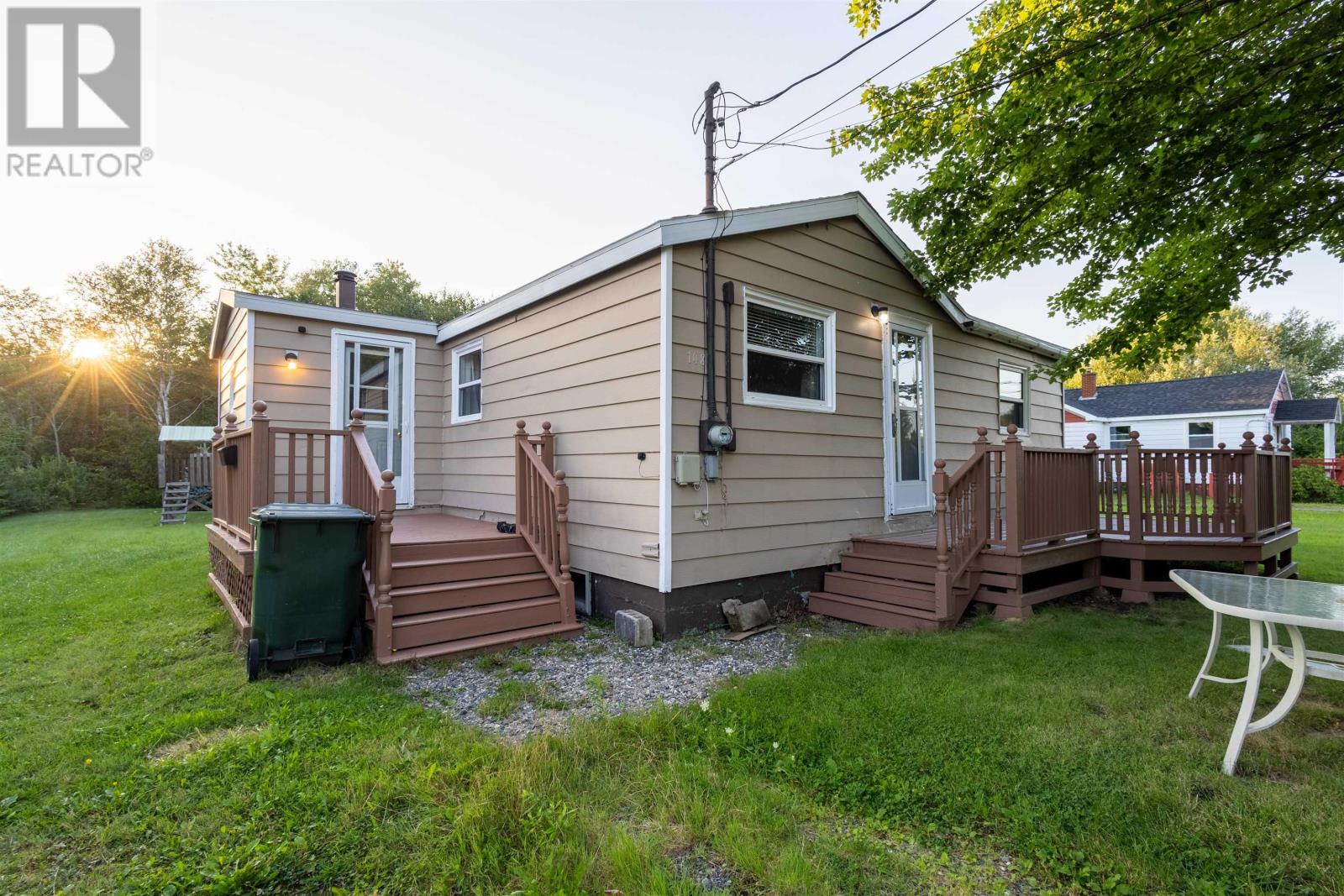 148 Highland Street - 30
