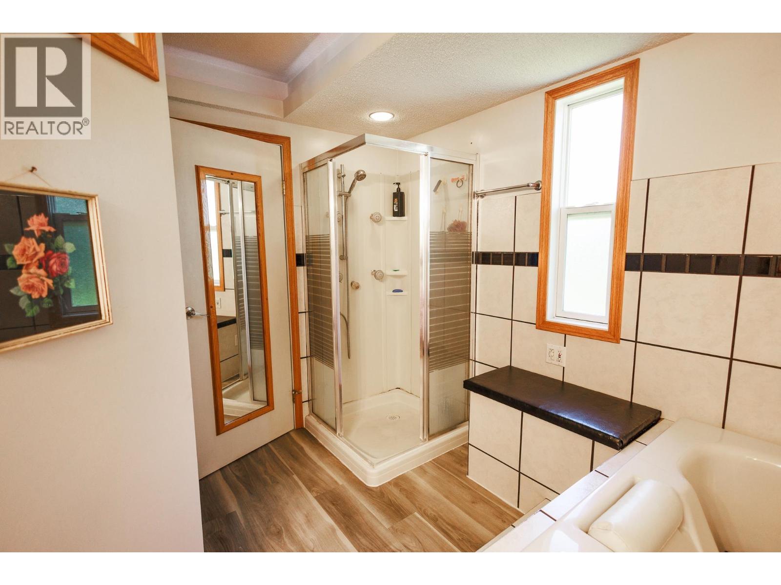 4523 GRAHAM AVENUE - 13