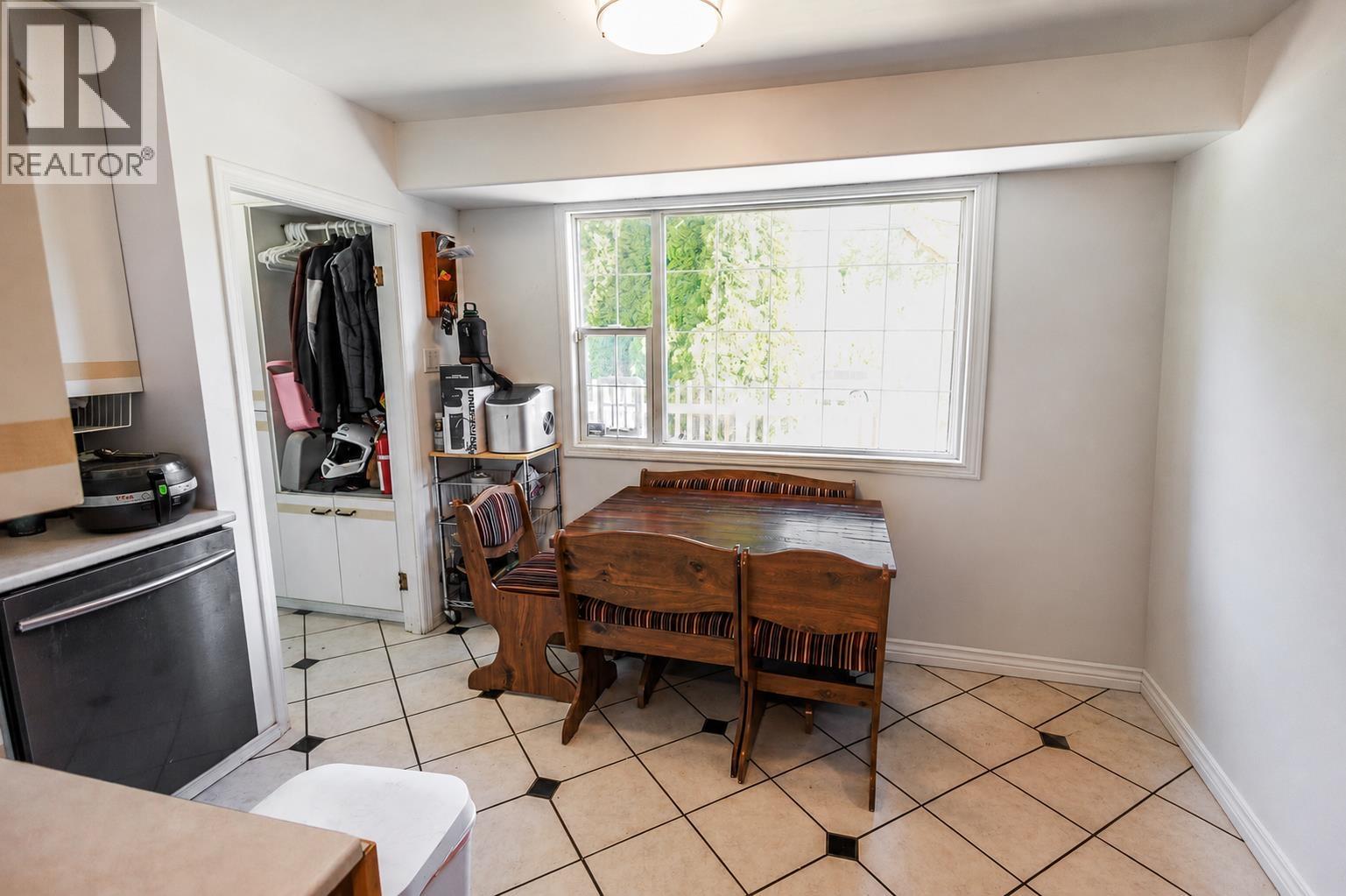 4523 GRAHAM AVENUE - Image 5